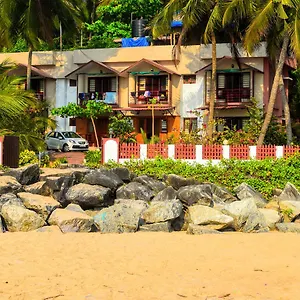 **** Resort Club 7 India