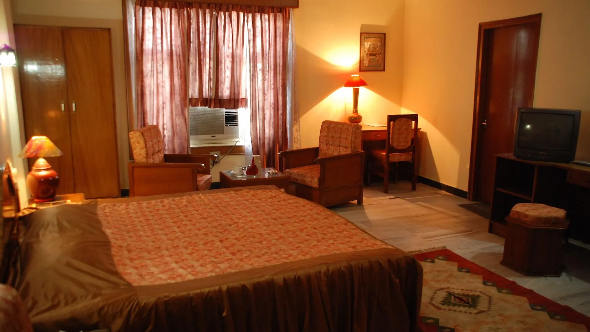 Hotel Ganga Ratan Агра